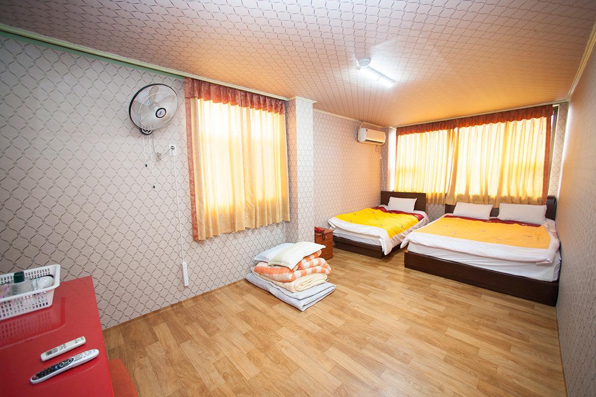 Jeju Brd Hotel Экстерьер фото
