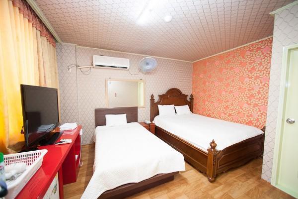 Jeju Brd Hotel Экстерьер фото
